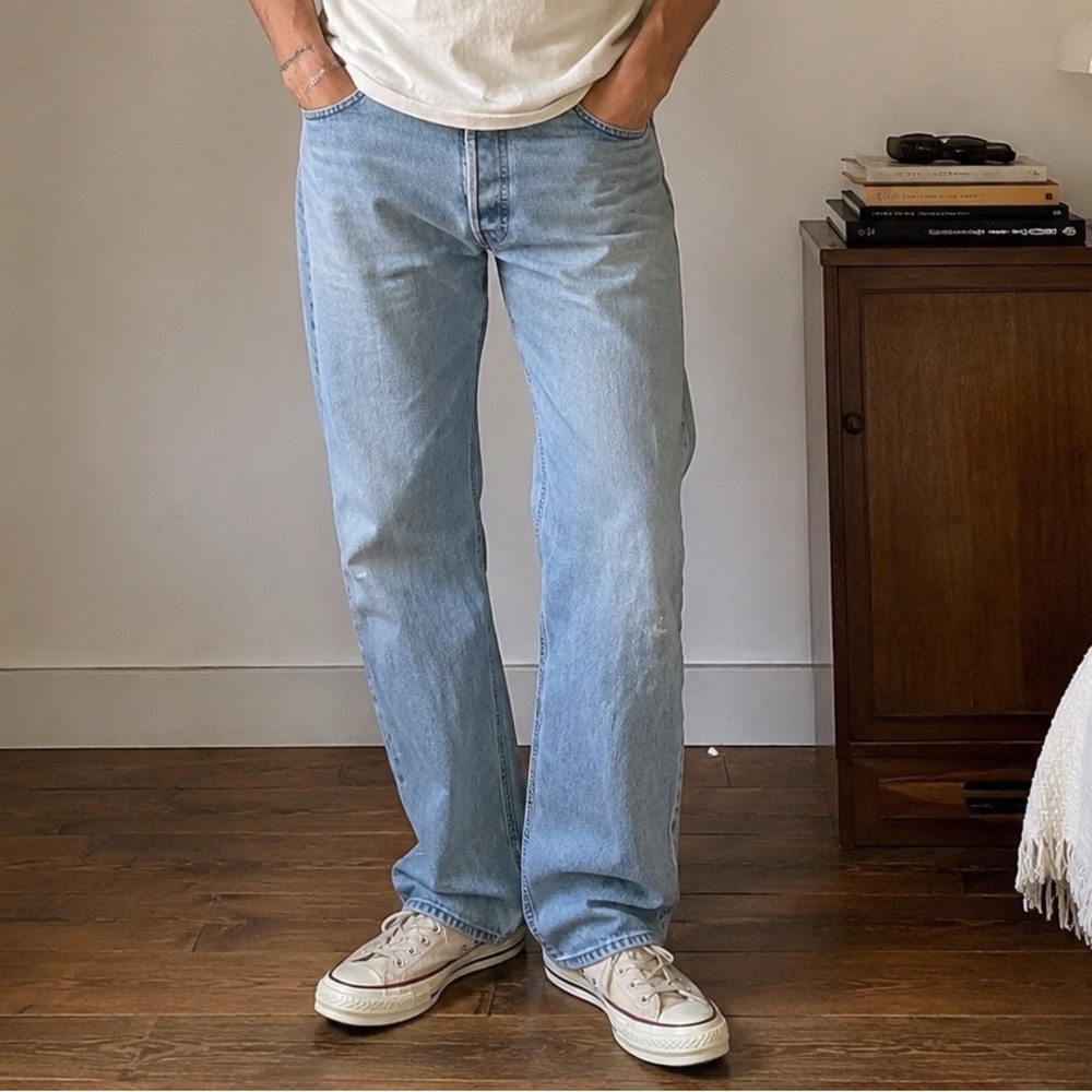 Vintage‎ Levis 505 Regular Fit Straight Leg Jeans Light Wash Made in USA 36x30